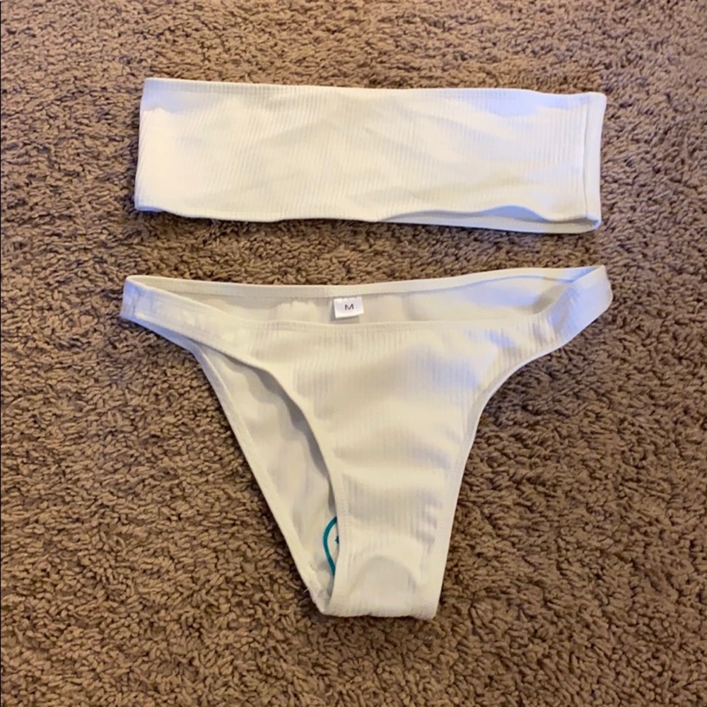 Bathing suit